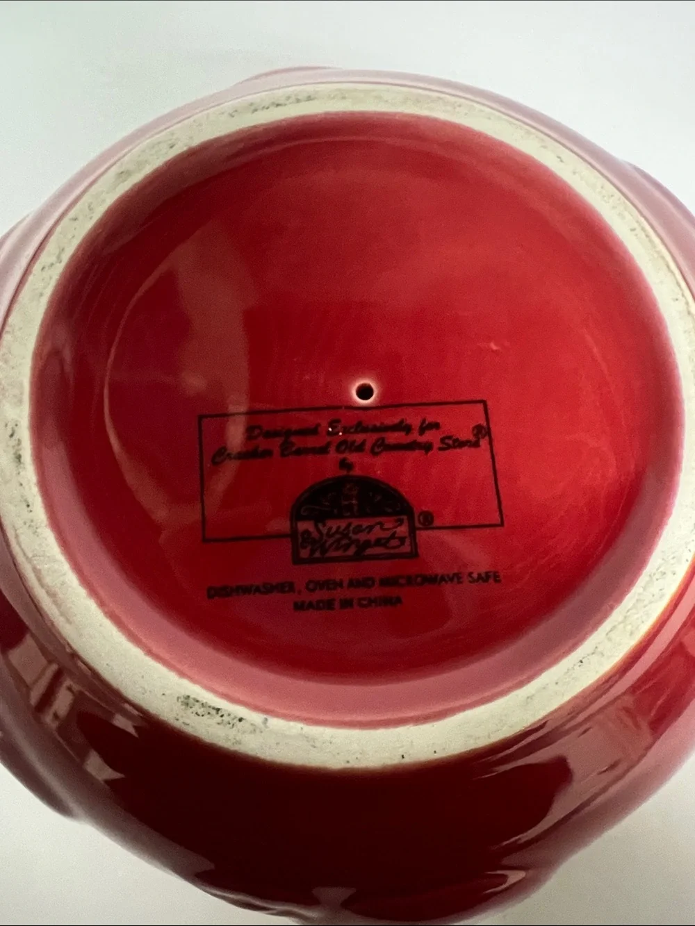 Susan Winger X Cracker Barrel Embossed Red Apple Juicer Bowl